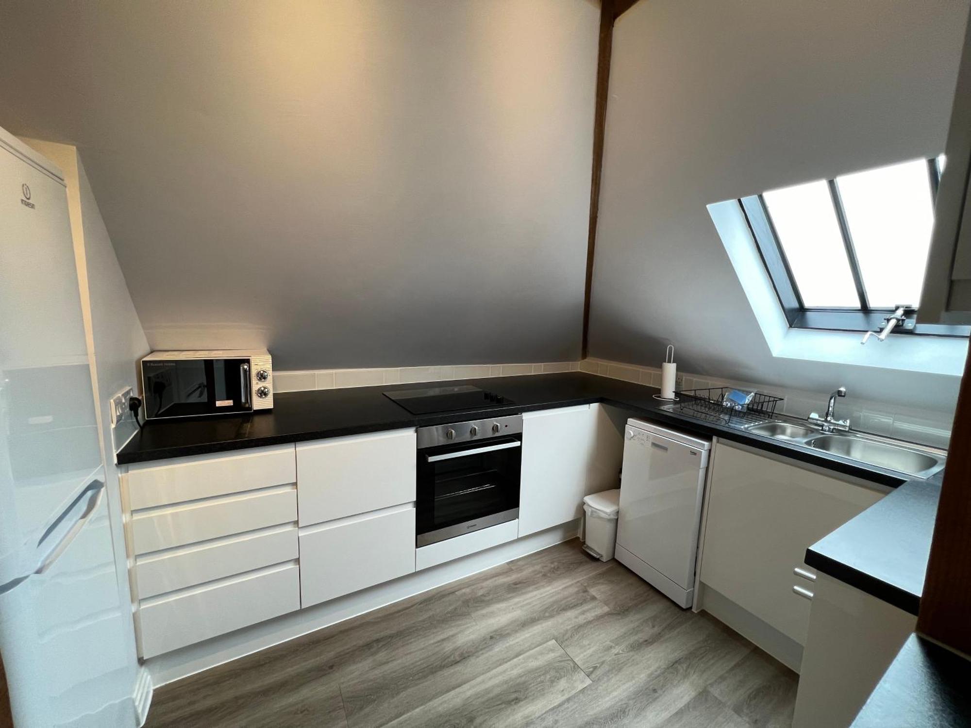 Glastonbury Secret Retreat - 1 Bd Split-Level Apt, Sleeps 3 Luaran gambar